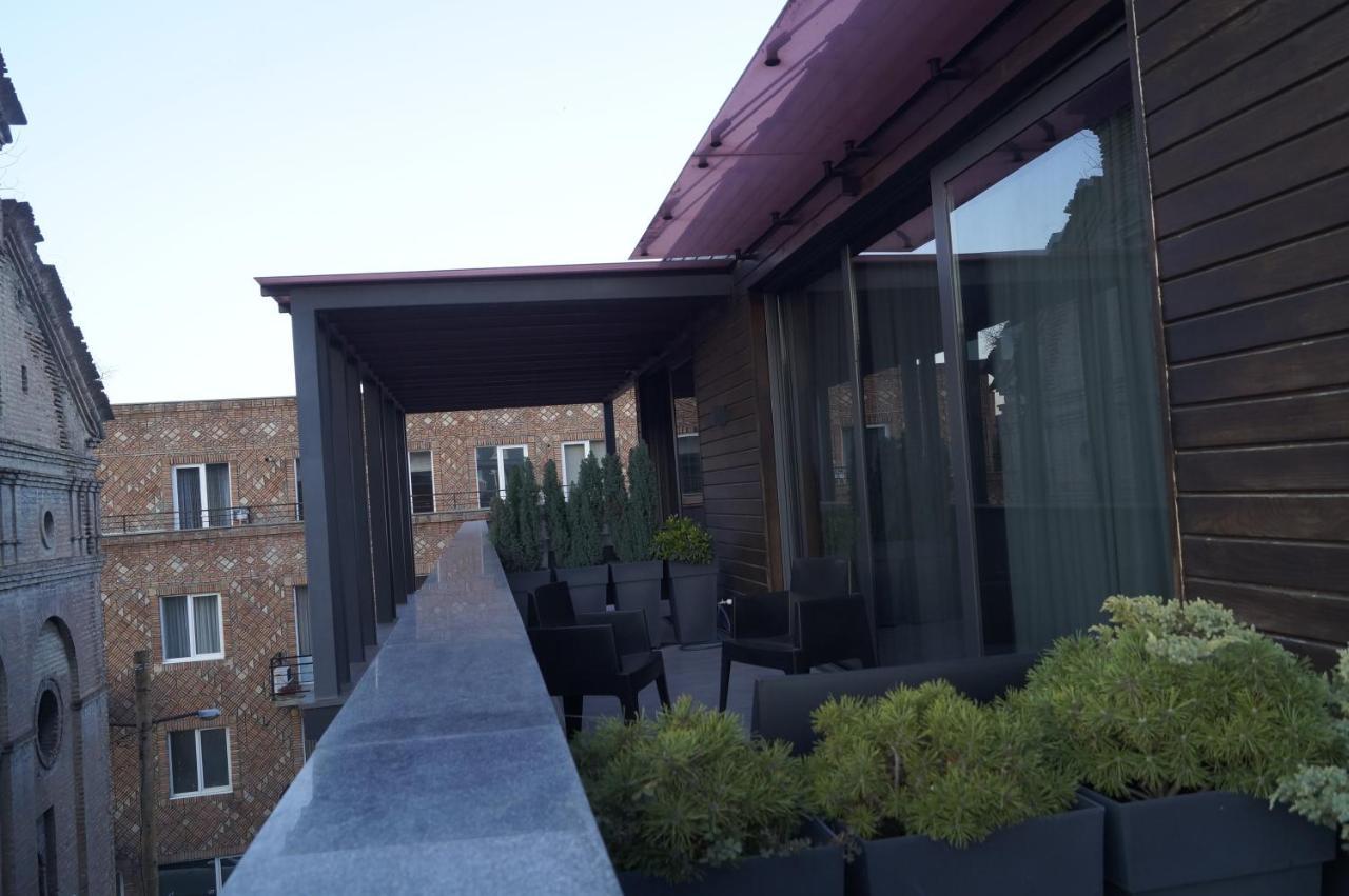 Hotel Tuta Tbilisi Bagian luar foto