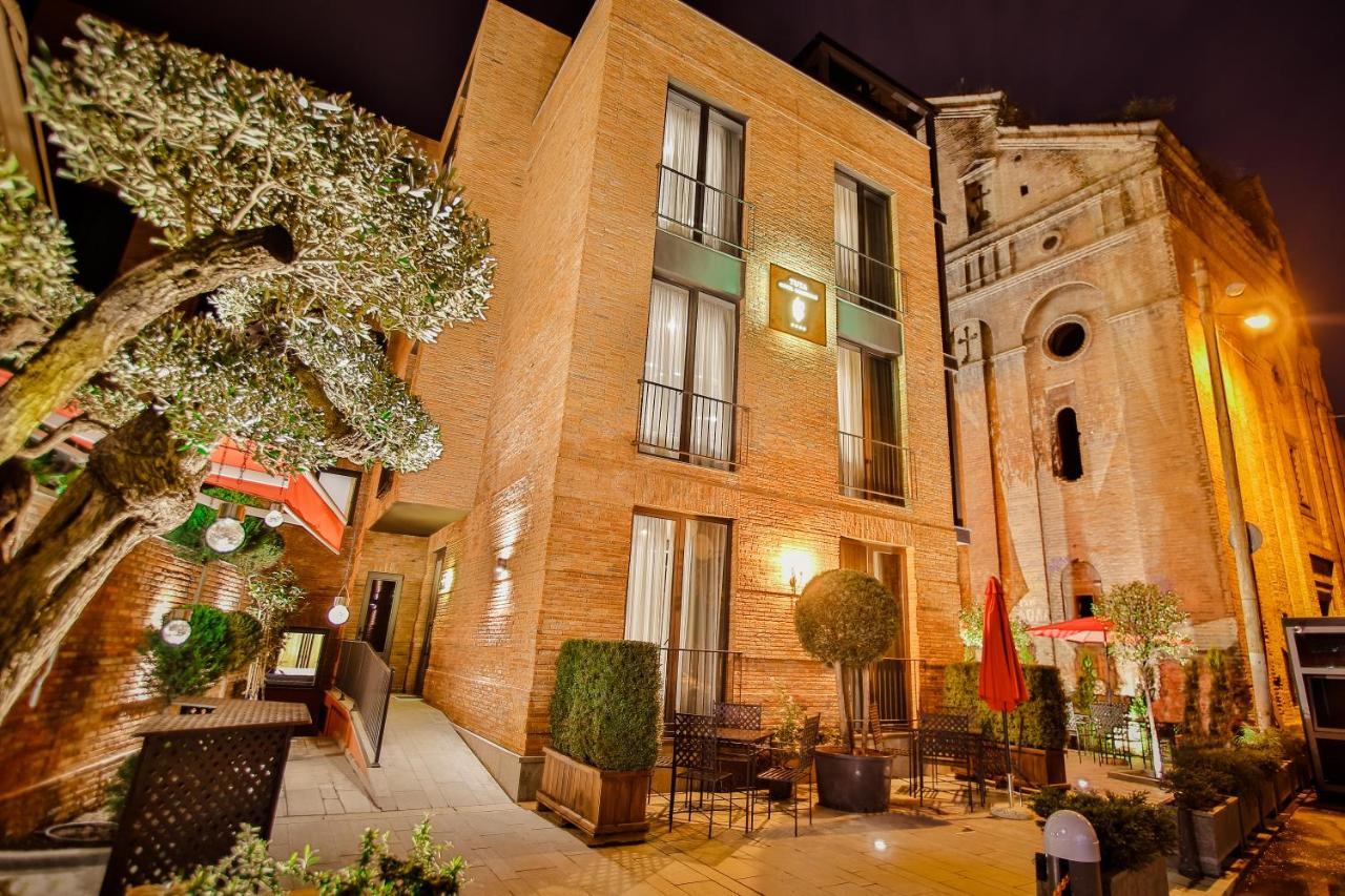 Hotel Tuta Tbilisi Bagian luar foto