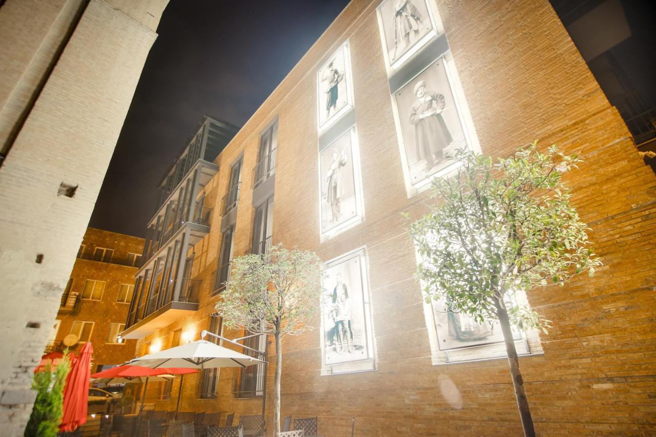 Hotel Tuta Tbilisi Bagian luar foto